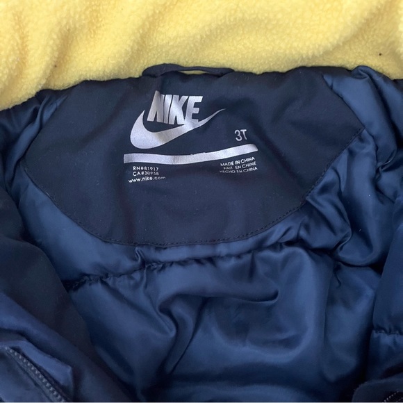 Nike Kids Winter Navy Blue Yellow Jacket with Double Closure Back Spell Out 3T - Picture 3 of 11